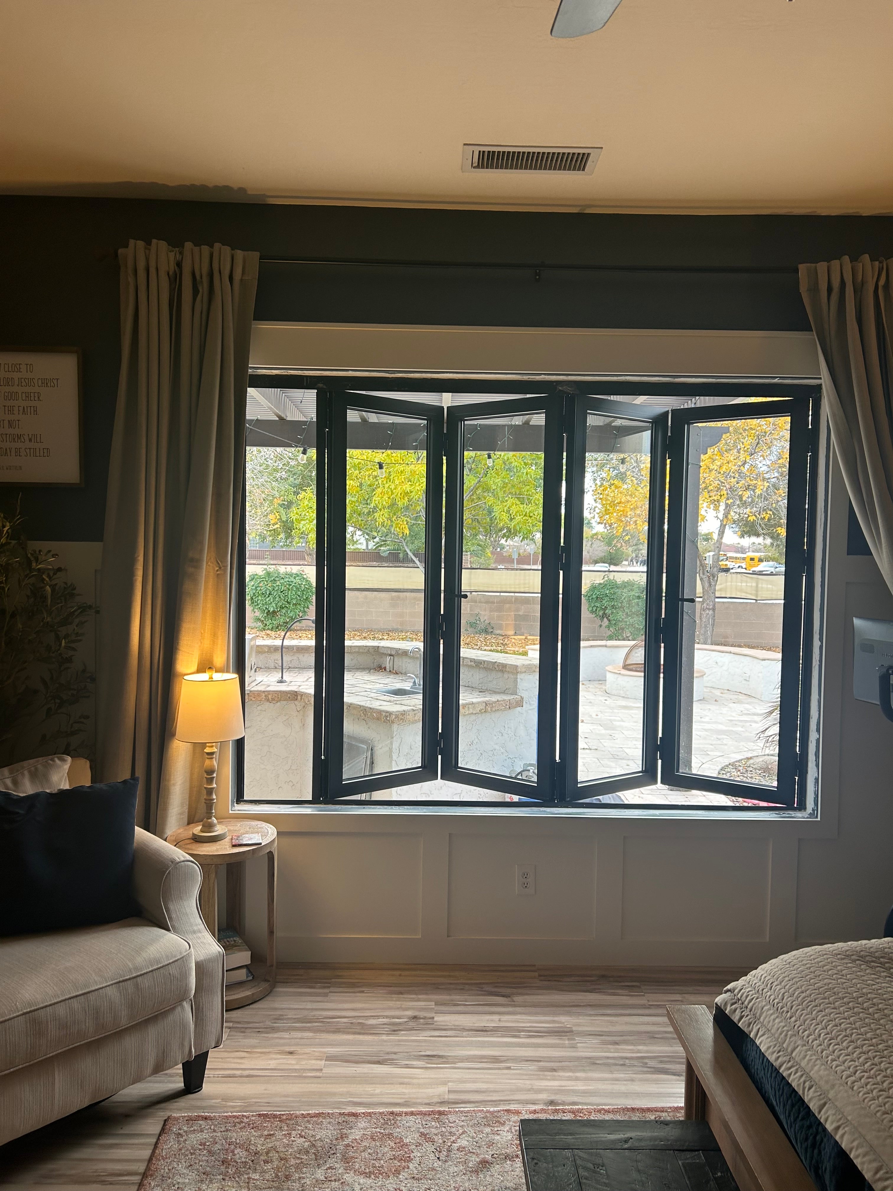 Texas (Dallas & Waco): Transform Your Home with Accordion Doors and Pass-Through Windows